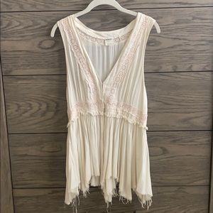 Flowy off-white Free People tank - opens in front